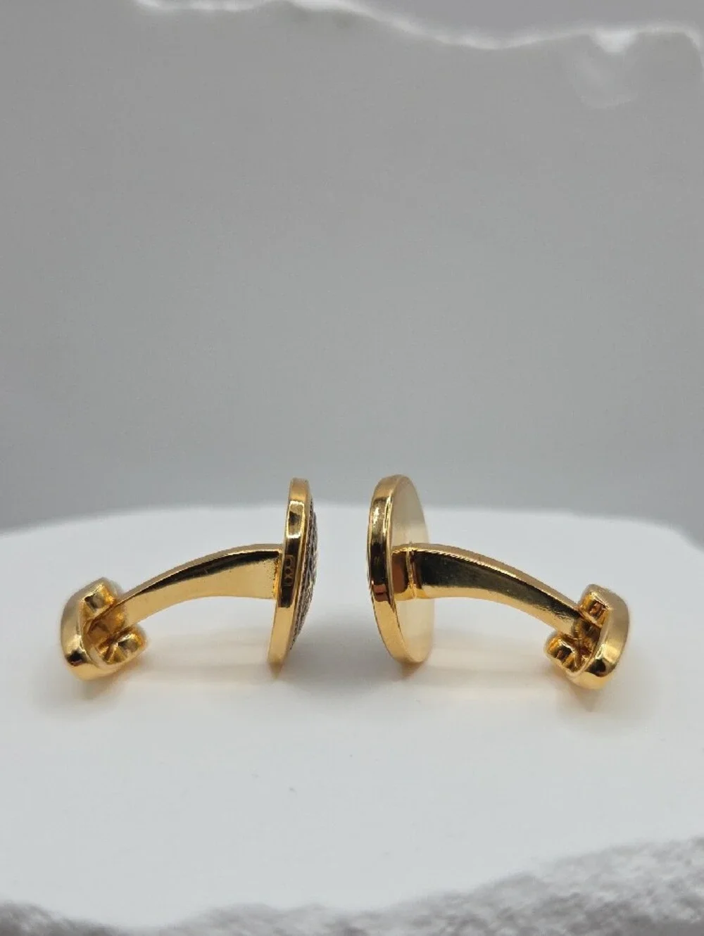 MEL New York Gold Plated Celtic Dragon Cufflinks